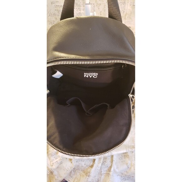 Preowned - Steven Madden Accessory Bag and Madden NYC Polyurethane Backpack EUC main image 4